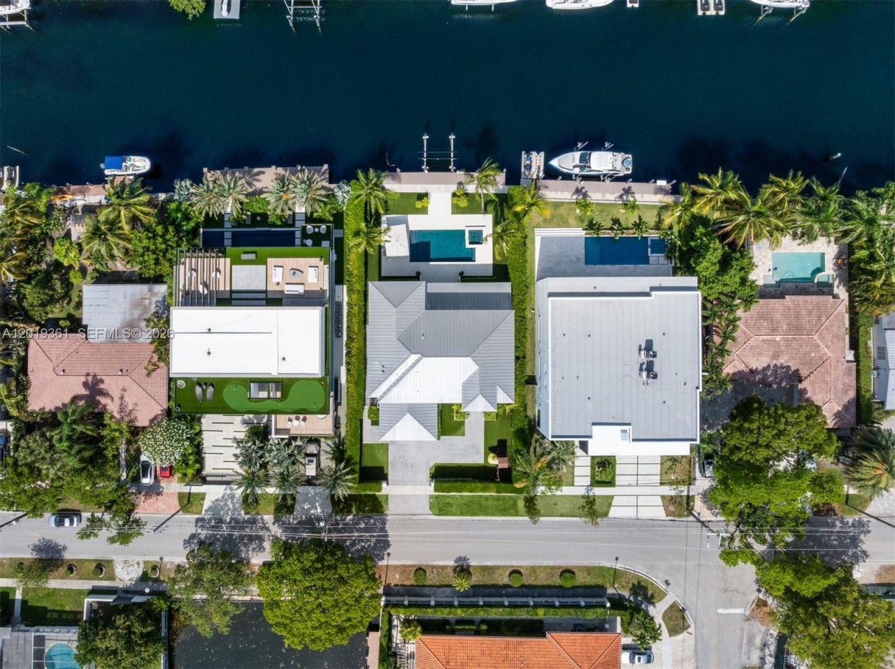 13040 N Bayshore Dr , North Miami, FL 33181 Photo