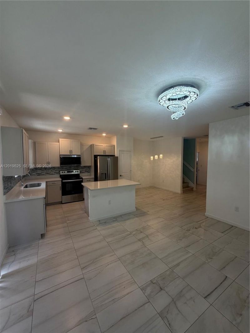 2355 SE 10th St , Homestead, FL 33035 Photo