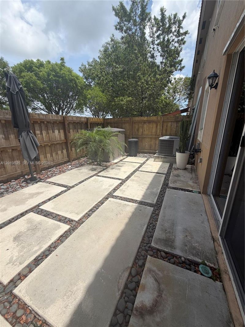 2355 SE 10th St , Homestead, FL 33035 Photo