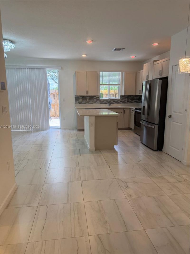 2355 SE 10th St , Homestead, FL 33035 Photo
