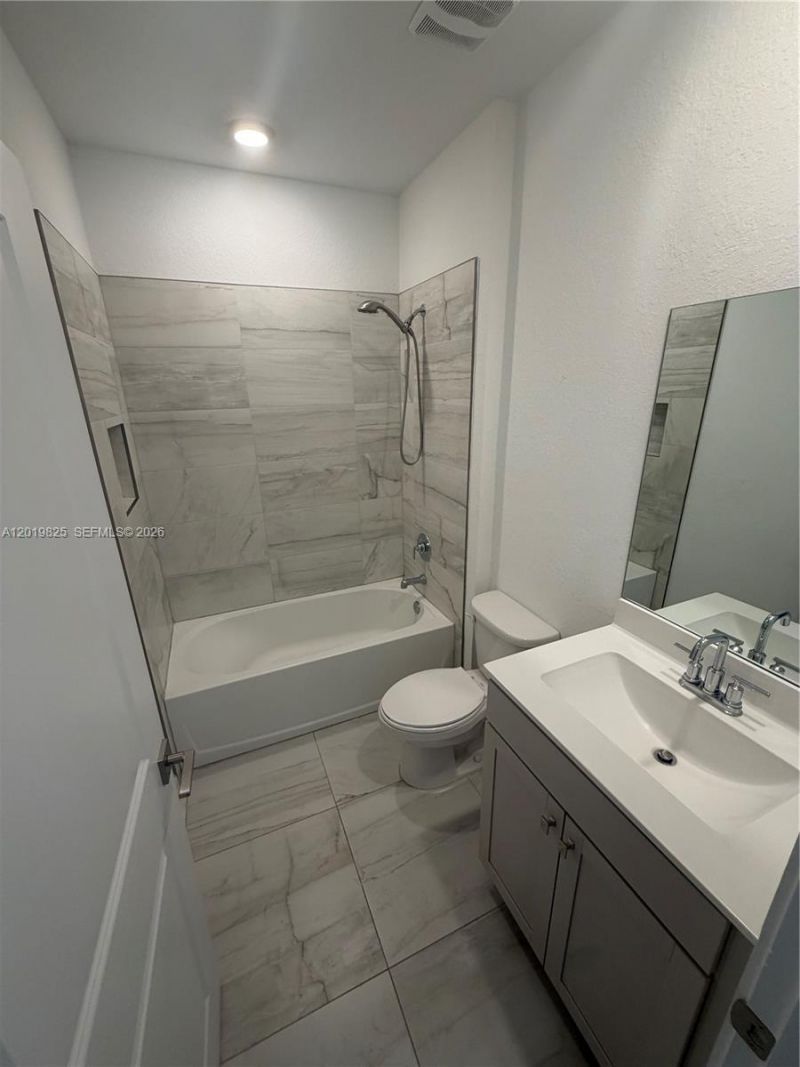 2355 SE 10th St , Homestead, FL 33035 Photo