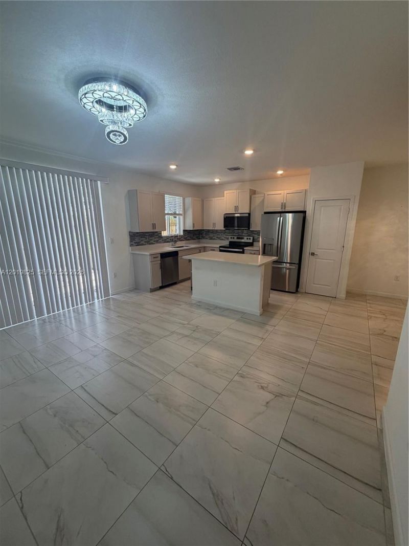 2355 SE 10th St , Homestead, FL 33035 Photo