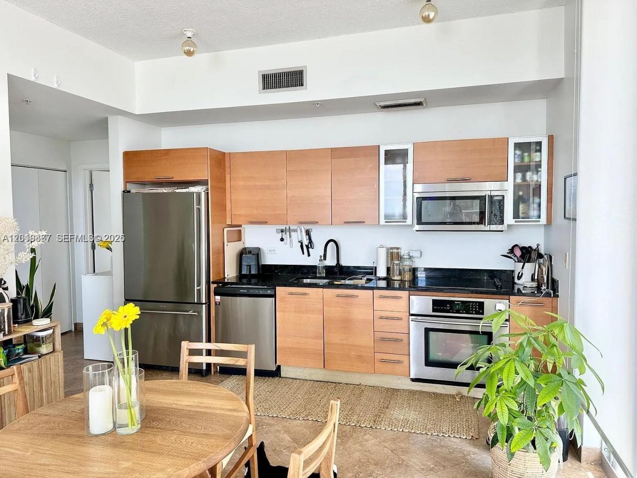 3470 E Coast Ave , Unit H1805, Miami, FL 33137 Photo