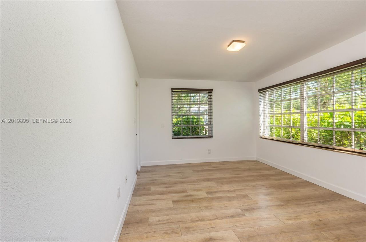 228 SW 23rd Rd , Unit FRONT, Miami, FL 33129 Photo