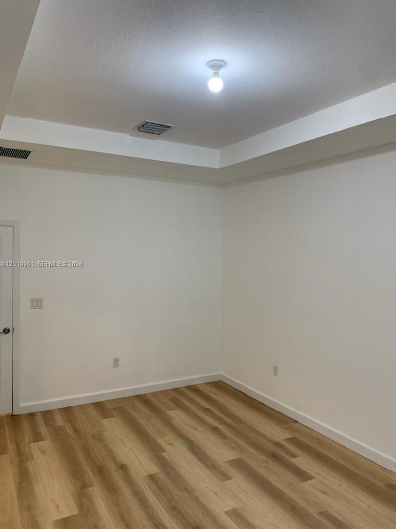 9333 W 34th Ct , Unit 9333, Hialeah, FL 33018 Photo