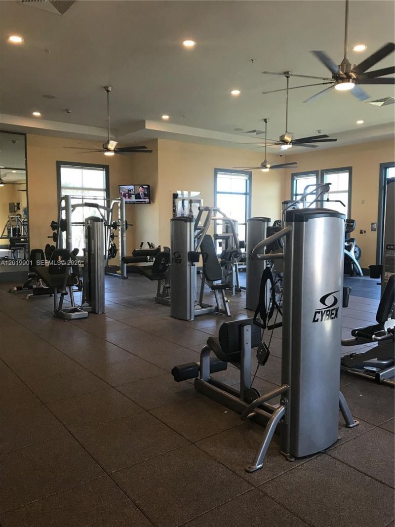 9333 W 34th Ct , Unit 9333, Hialeah, FL 33018 Photo
