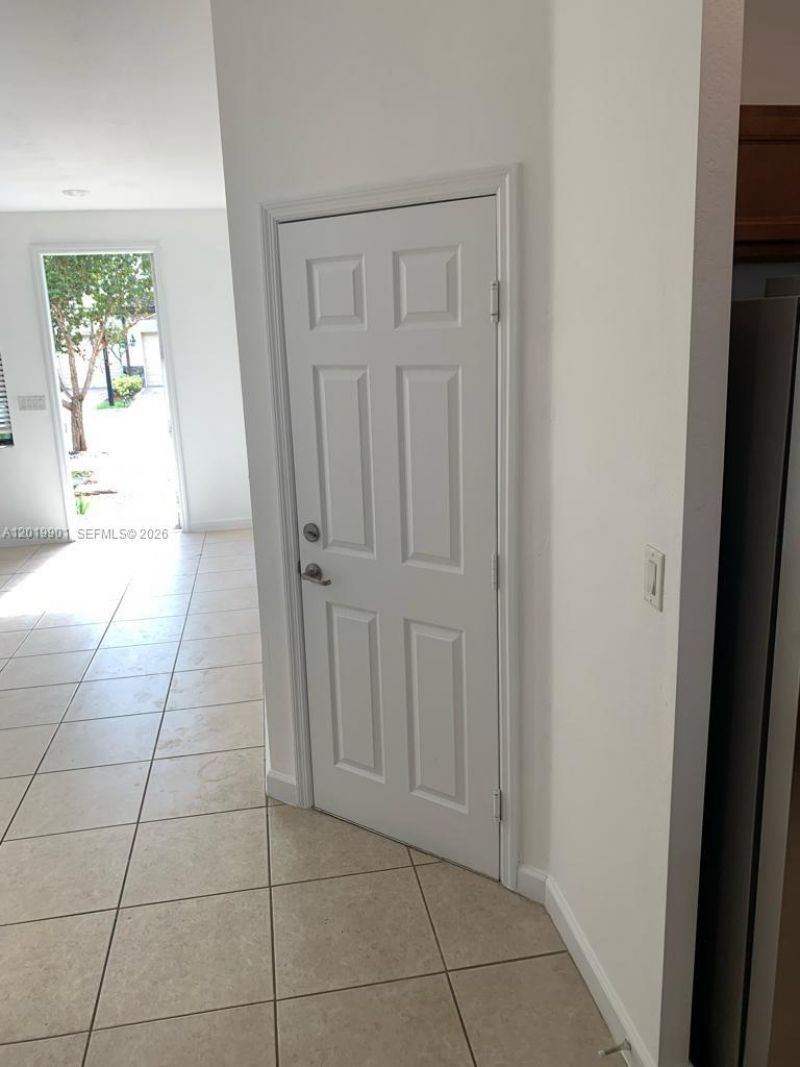 9333 W 34th Ct , Unit 9333, Hialeah, FL 33018 Photo