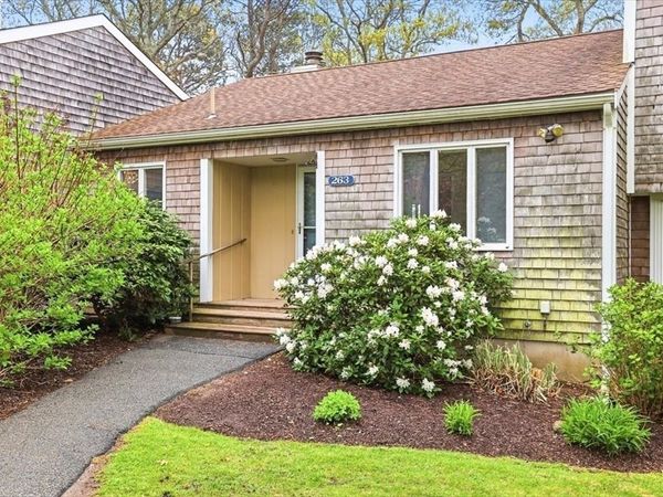 263 Seaward Bend, Falmouth, MA 02536