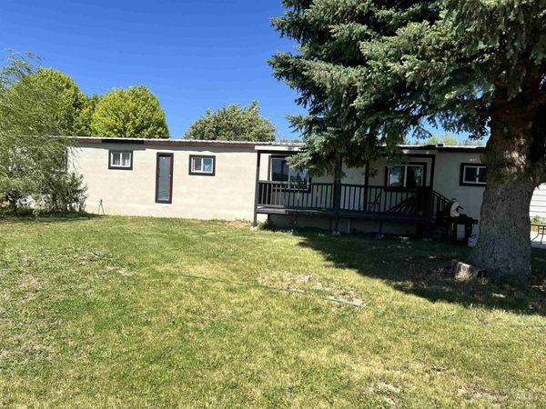 380 Orchard St, Gooding, ID 83330
