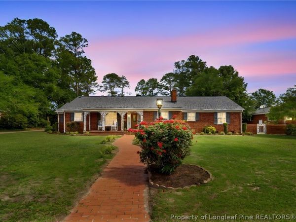1009 N Magnolia Avenue, Dunn, NC 28334