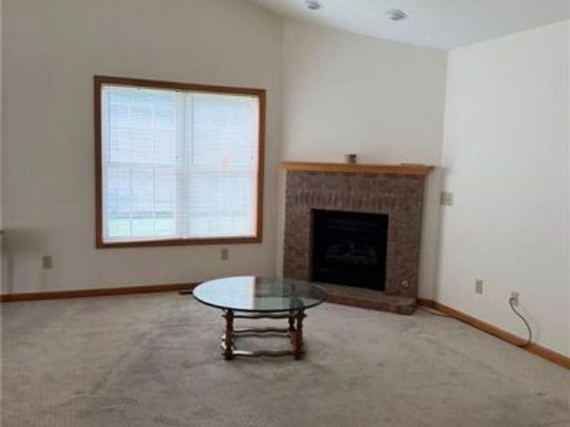 313 Sharon Court, Middletown, OH 45042 Photo 6