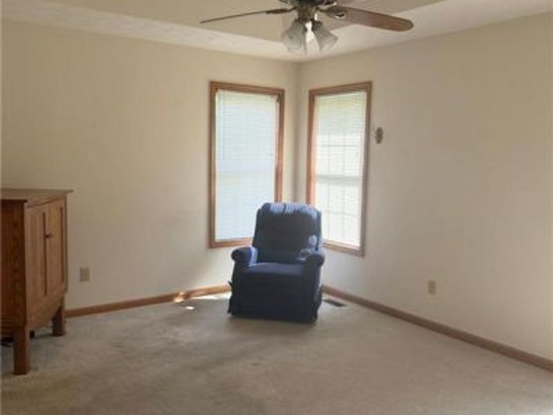 313 Sharon Court, Middletown, OH 45042 Photo 7