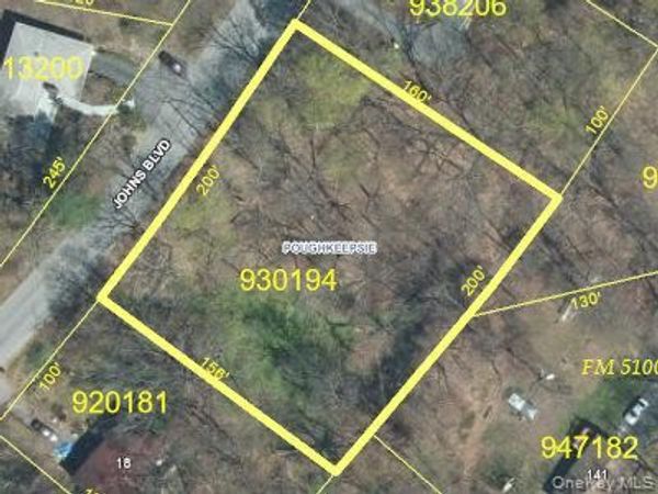 20-22 Johns Boulevard , Poughkeepsie, NY 12603