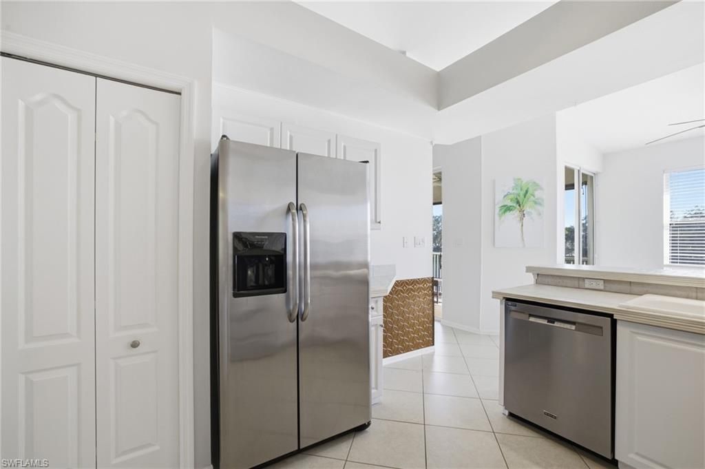 13831 Eagle Ridge Lakes Dr, Unit 202, Fort Myers, FL 33912 Photo