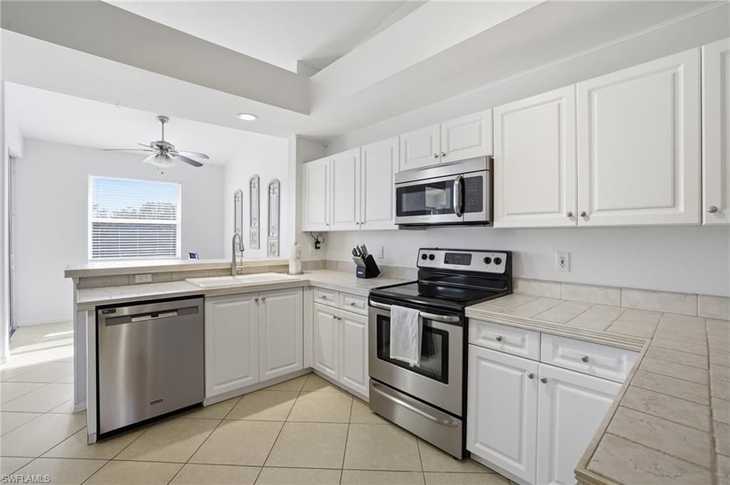 13831 Eagle Ridge Lakes Dr, Unit 202, Fort Myers, FL 33912 Photo