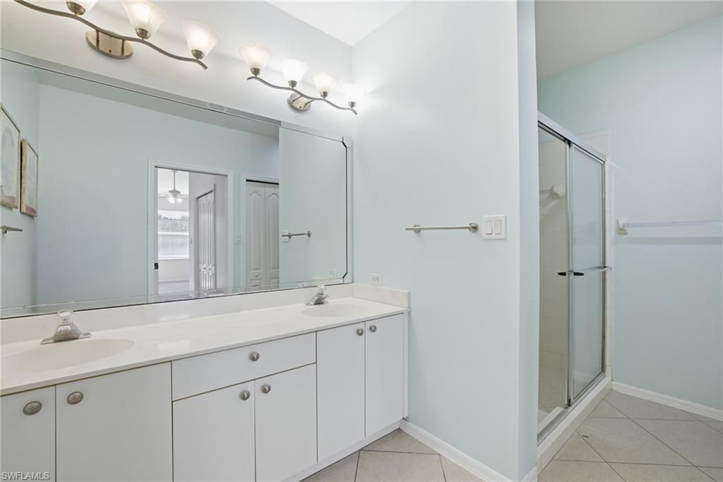 13831 Eagle Ridge Lakes Dr, Unit 202, Fort Myers, FL 33912 Photo