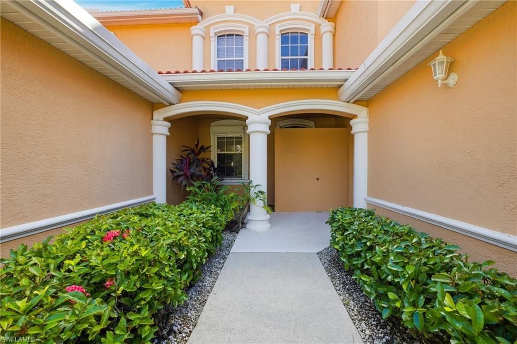 13831 Eagle Ridge Lakes Dr, Unit 202, Fort Myers, FL 33912 Photo