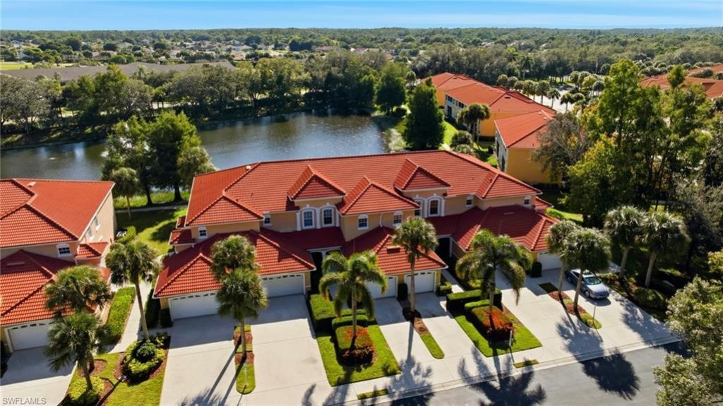 13831 Eagle Ridge Lakes Dr, Unit 202, Fort Myers, FL 33912 Photo