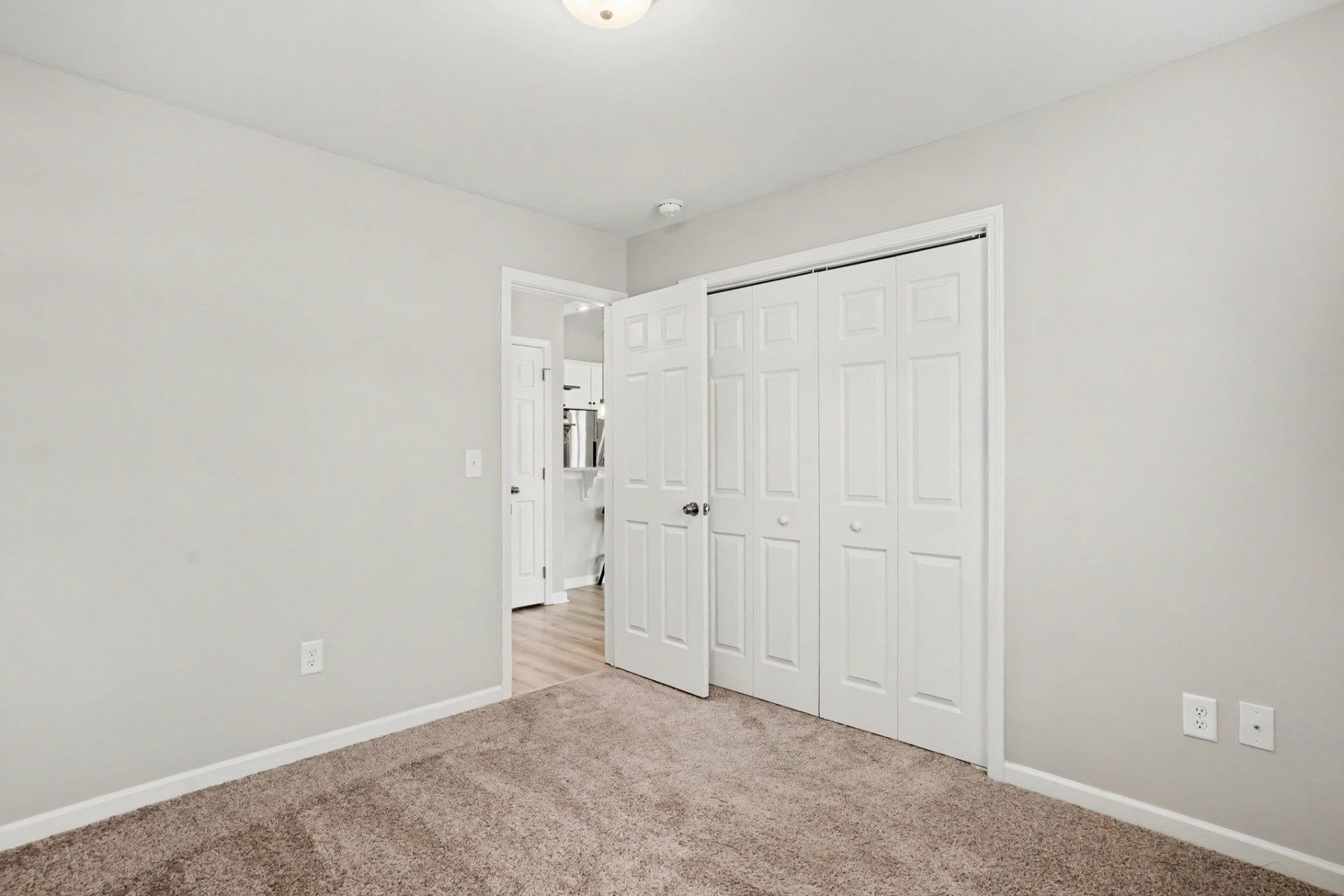 916 Clay Pigeon Ct.  Photo 14