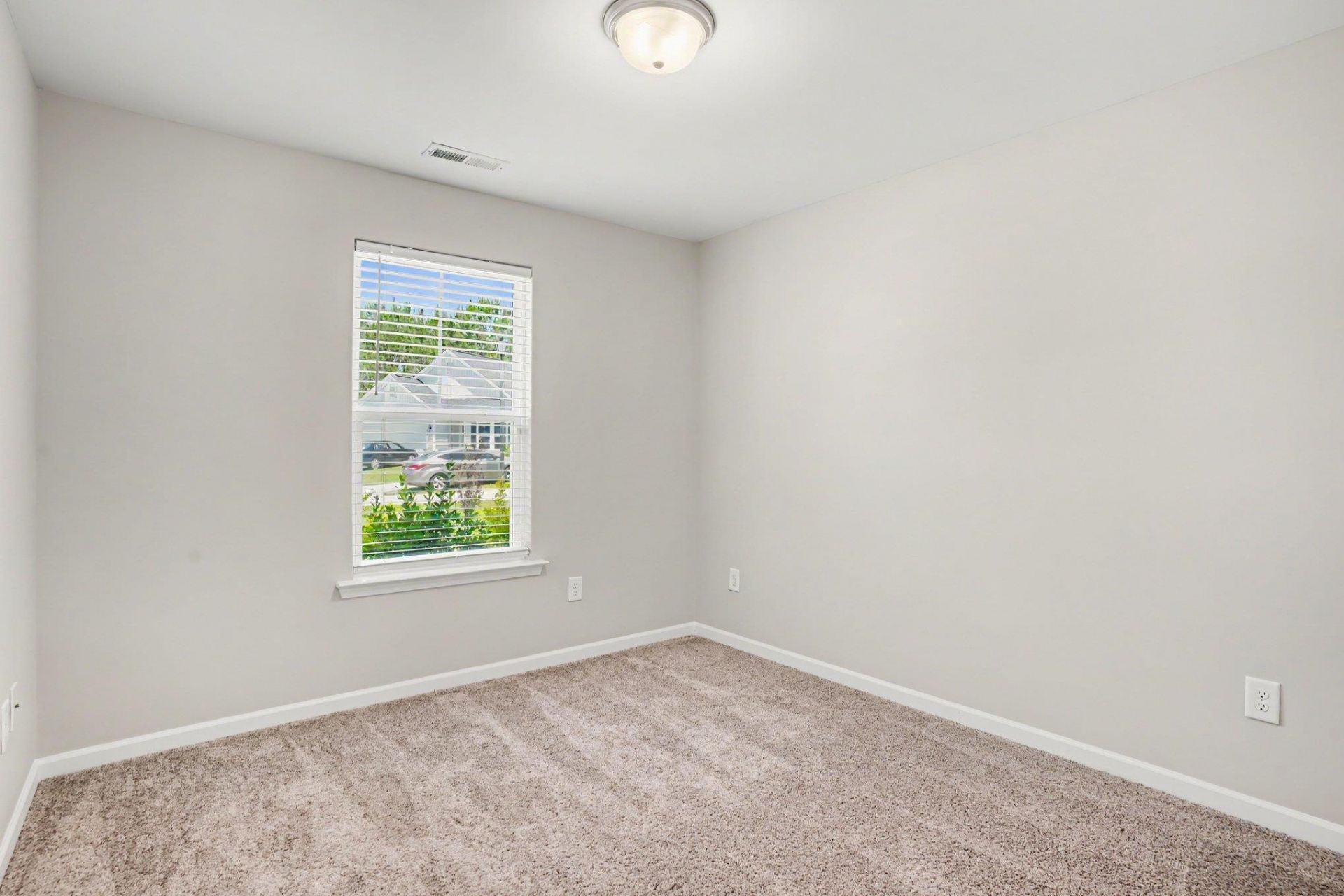 916 Clay Pigeon Ct.  Photo 15