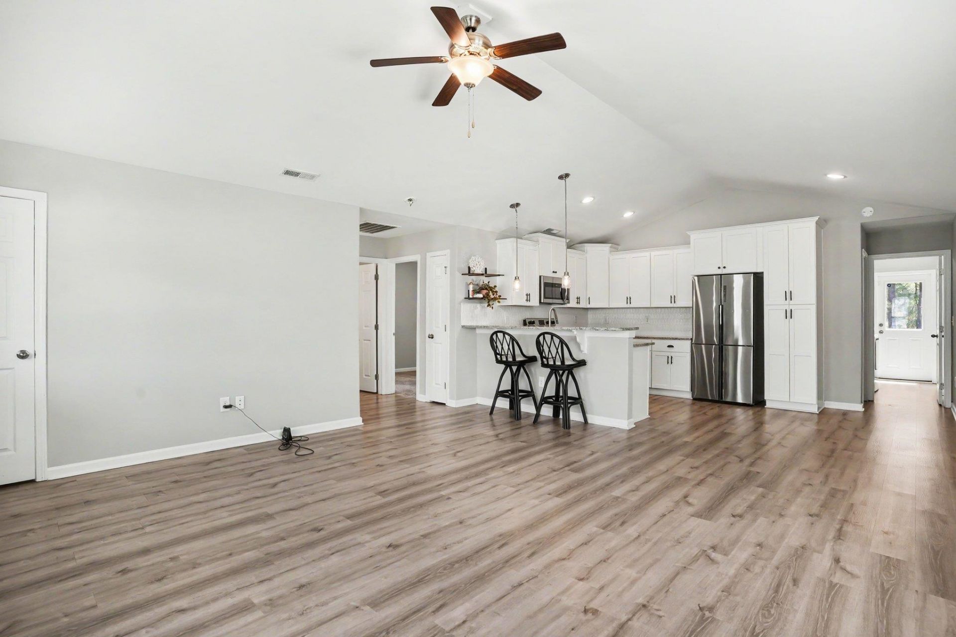 916 Clay Pigeon Ct.  Photo 6