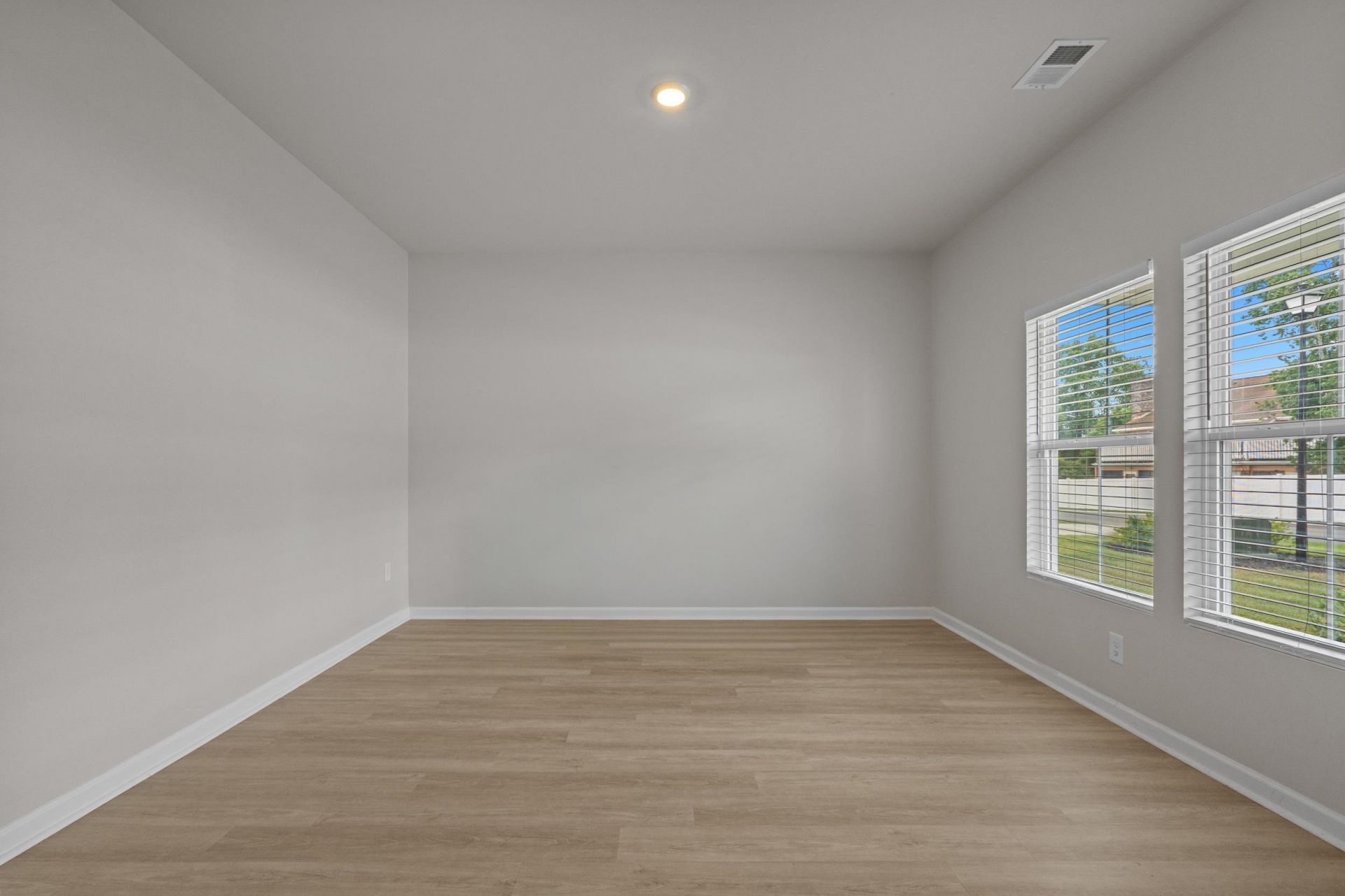 108 Water Deer Way Photo 12