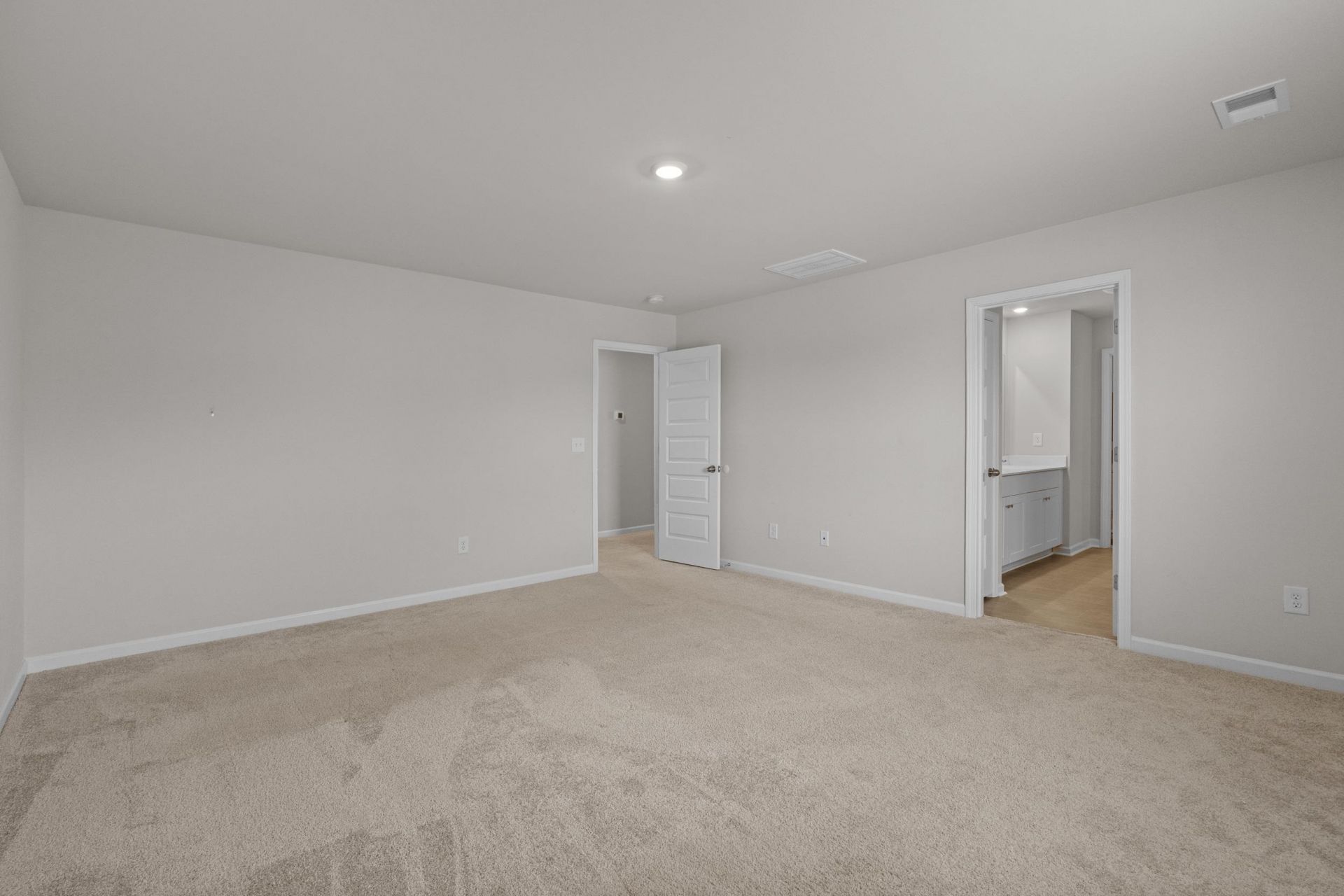 108 Water Deer Way Photo 17