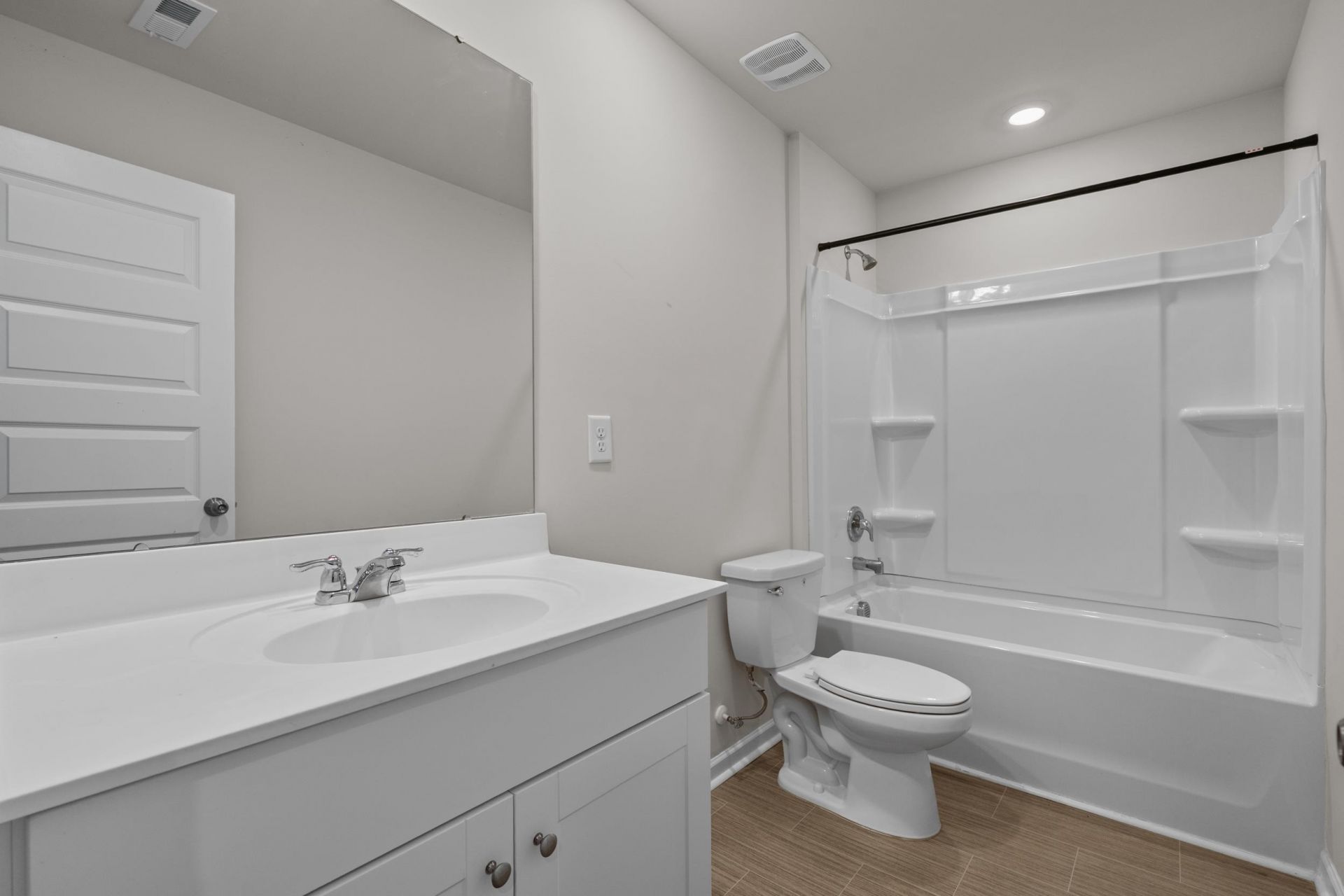 108 Water Deer Way Photo 23