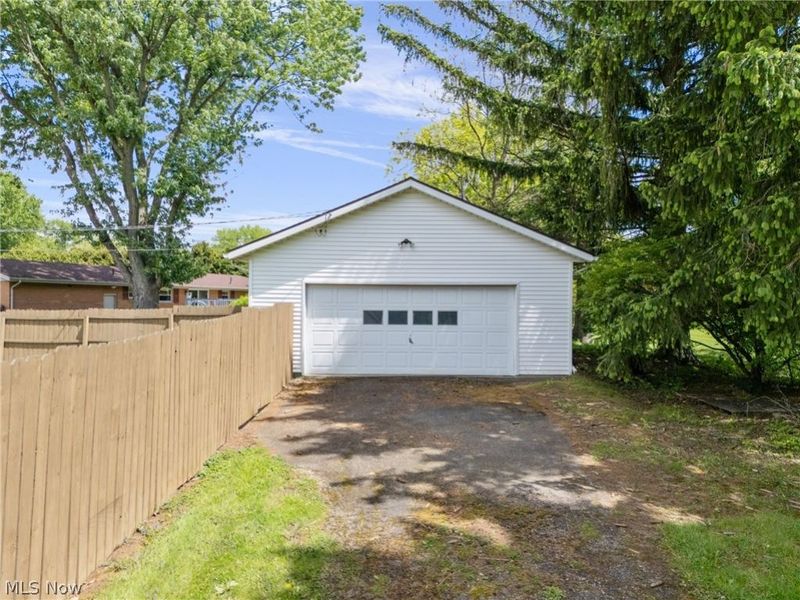 5544 Fairwood Avenue NW, North Canton, OH 44720 Photo 15