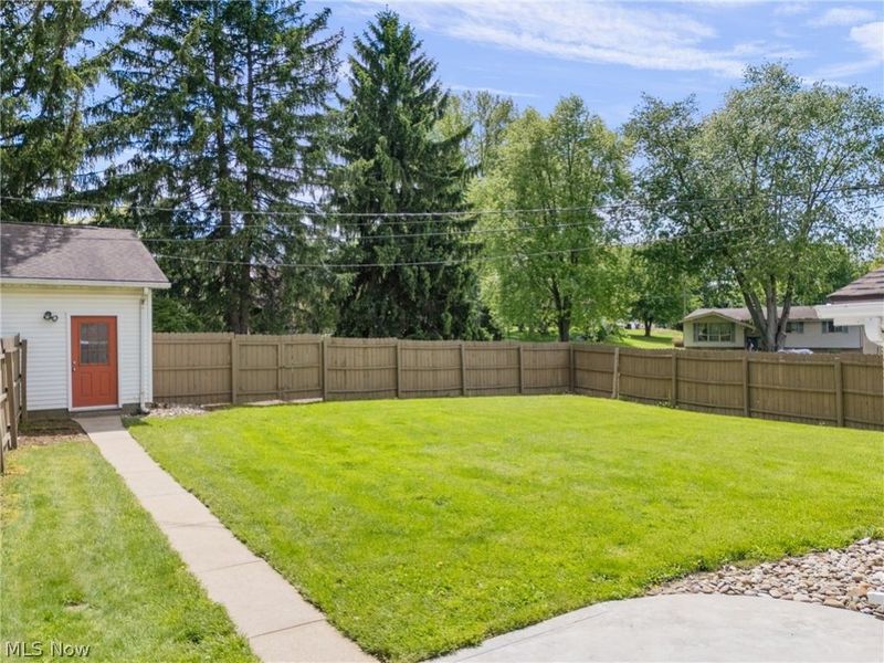 5544 Fairwood Avenue NW, North Canton, OH 44720 Photo 17