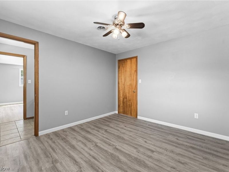 5544 Fairwood Avenue NW, North Canton, OH 44720 Photo 8