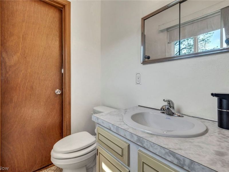 15816 Mendota Avenue, Maple Heights, OH 44137 Photo 24