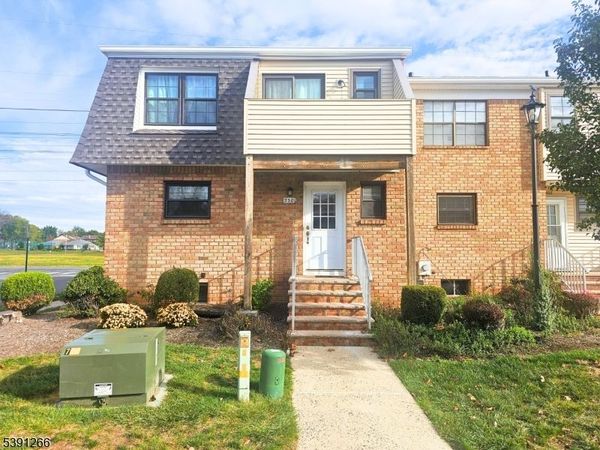 2301 Trafalgar Sq, Hillsborough, NJ 08844