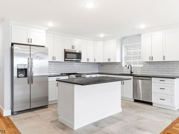 129 Mt Pleasant Ave, Unit 2, Newark, NJ 07104