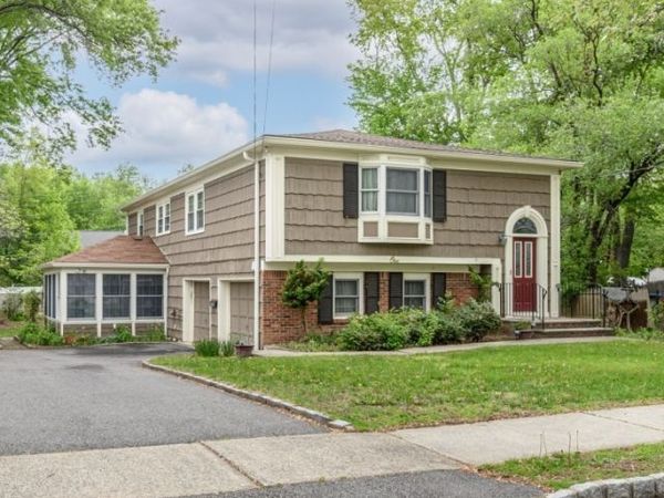 1 Ash Ln, Parsippany-Troy Hills, NJ 07034