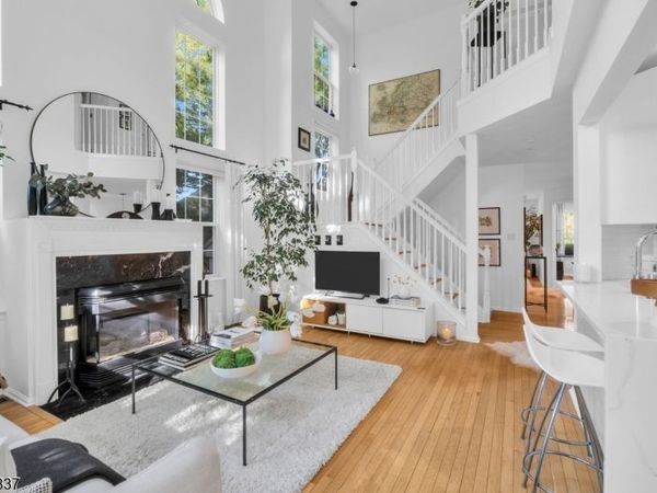 6 Clark Ct, Bernards, NJ 07920