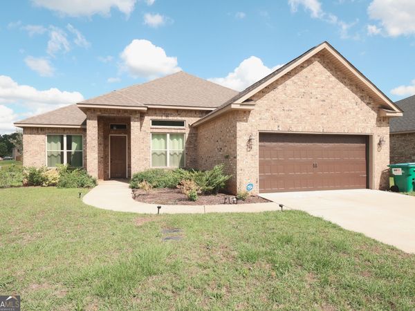 110 Gwendolyn Avenue, Perry, GA 31069