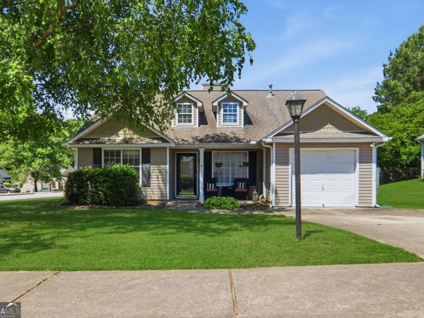 536 Creekview Overlook, Stockbridge, GA 30281