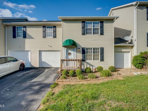 105 Glenstone Court, Unit 105, Johnson City, TN 37601