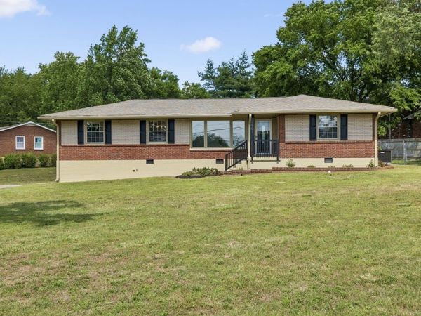 2501 Western Hills Dr , Nashville, TN 37214