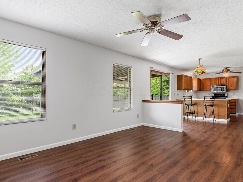 2148 Dunkeld Drive, Grove City, OH 43123 Photo 14