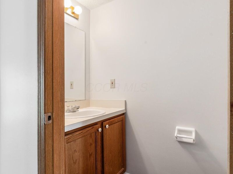 2148 Dunkeld Drive, Grove City, OH 43123 Photo 16