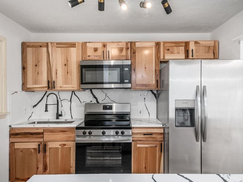 3285 Towers Court S, Columbus, OH 43227 Photo 17