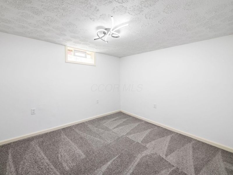 3285 Towers Court S, Columbus, OH 43227 Photo 38