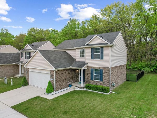 10344 Scarlet Oak Drive, Unit 13, Ypsilanti, MI 48198
