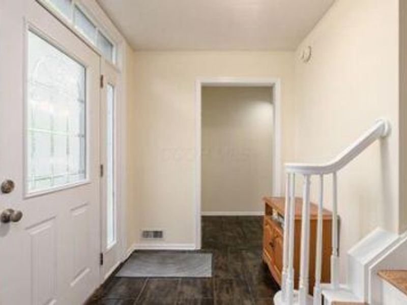 1003 Cross Country Drive , Columbus, OH 43235 Photo 11