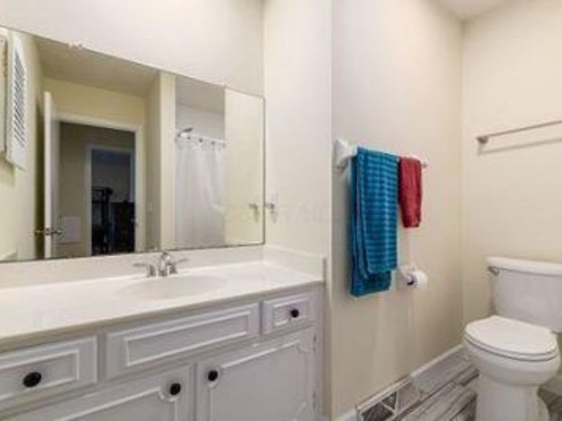1003 Cross Country Drive , Columbus, OH 43235 Photo 26