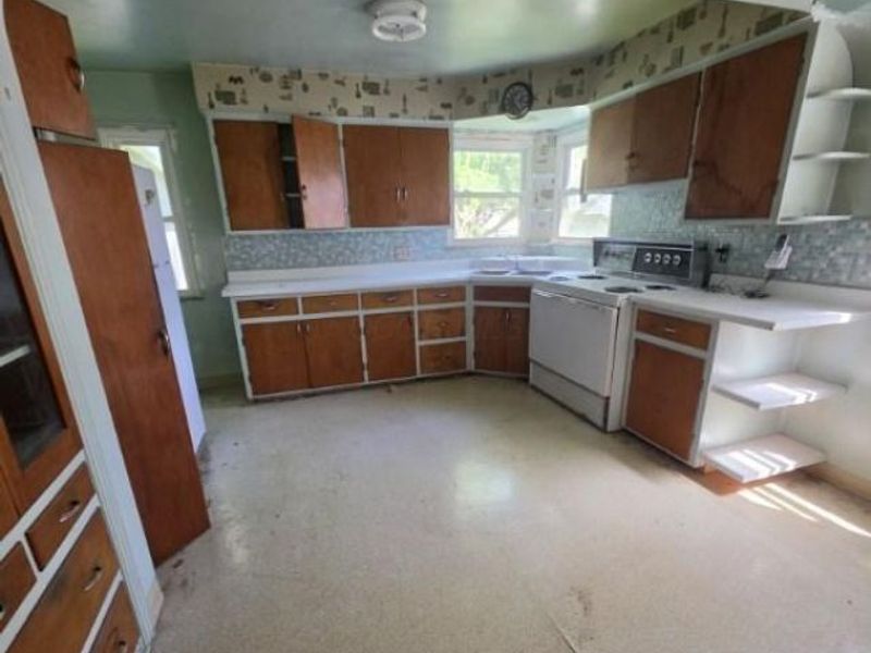 584 Chestershire Road , Columbus, OH 43204 Photo 12
