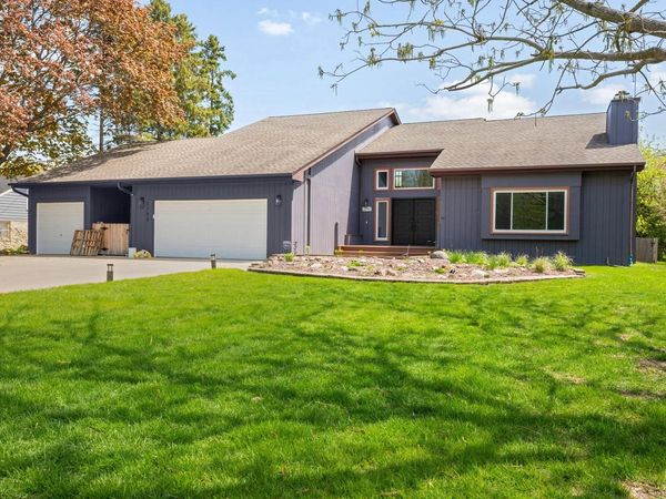 2790 152nd STREET, New Berlin, WI 53151