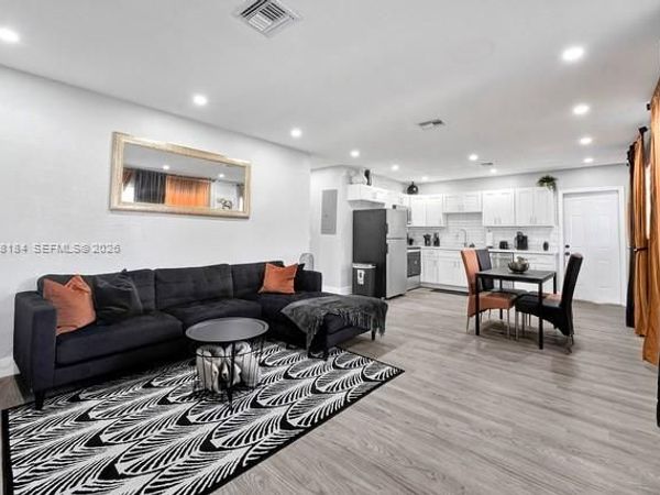 1324 NE 151st St , Unit 1324, North Miami Beach, FL 33162